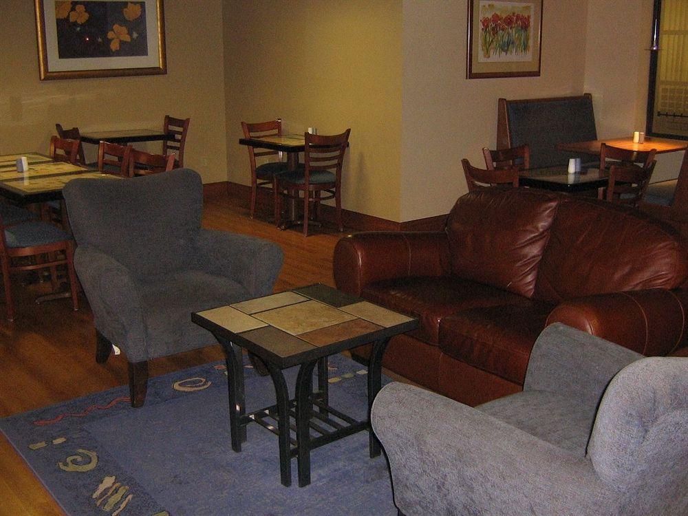Days Inn By Wyndham Midland Eksteriør billede